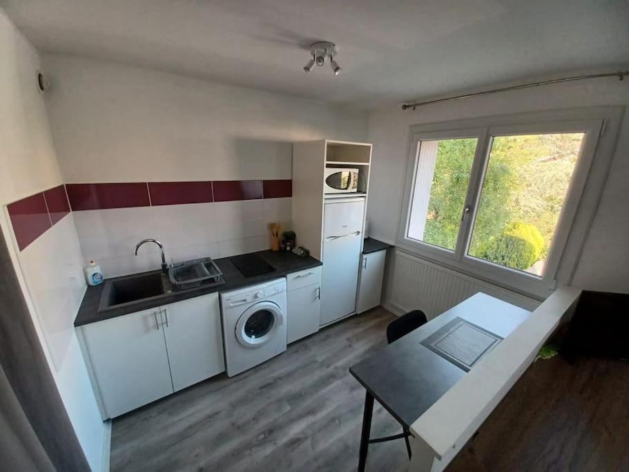 L'escale, A Proximite Immediate De La Gare Apartment Dijon